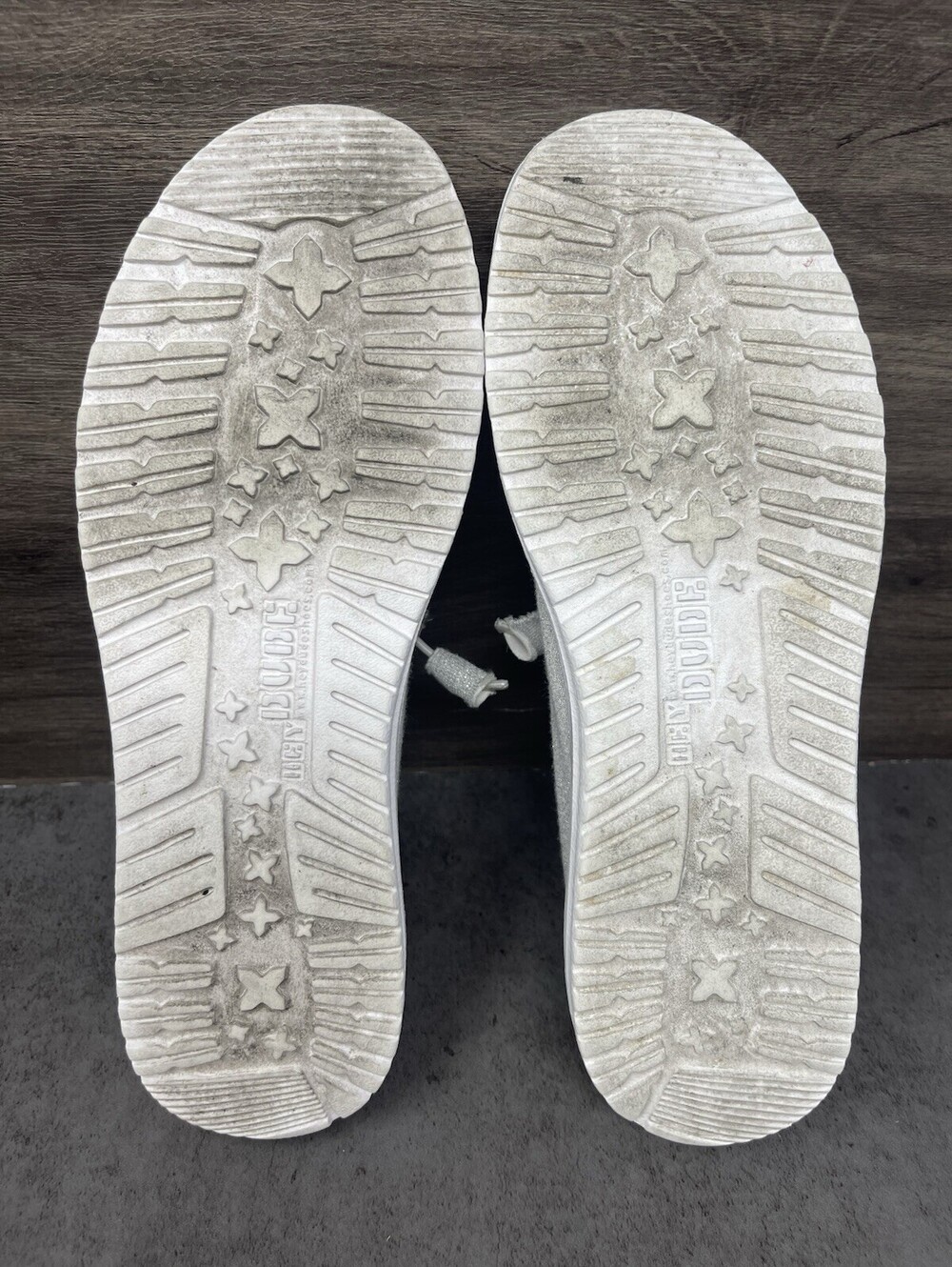 Hey Dude Wendy Sparkling White Shoes Womens Size 9 Slip On Comfort - Picture 8 of 10